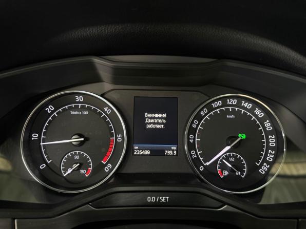 Skoda Superb III с пробегом 2018 года, цена 1 997 000 рублей, 235000 км, универсал, Автокод Объявления