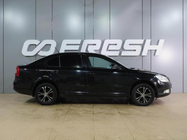 Skoda Octavia II (A5) Рестайлинг с пробегом 2012 года, цена 929 000 рублей, 219856 км, лифтбек, Автокод Объявления