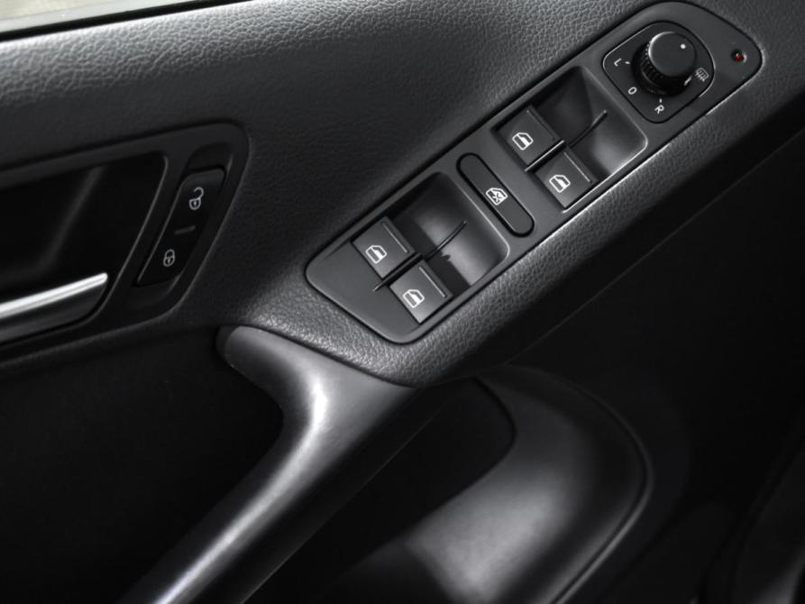 Volkswagen Tiguan I Рестайлинг Санкт-Петербург  - изображение 11