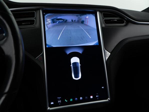 Tesla Model S I Рестайлинг с пробегом 2017 года, цена 2 951 444 рубля, 62860 км, лифтбек, Автокод Объявления