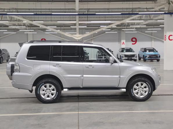 Mitsubishi Pajero IV Рестайлинг 1 с пробегом 2011 года, цена 1 950 000 рублей, 139375 км, внедорожник, Автокод Объявления