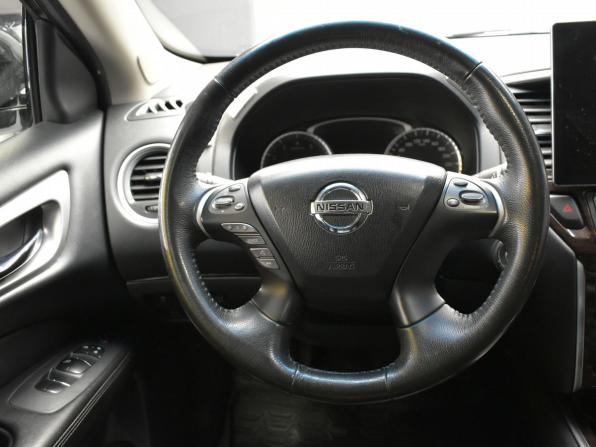 Nissan Pathfinder IV с пробегом 2014 года, цена 1 820 000 рублей, 170000 км, внедорожник, Автокод Объявления