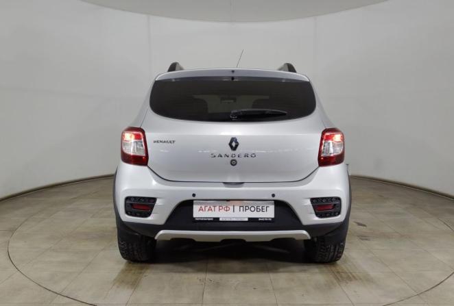Renault Sandero II с пробегом 2016 года, цена 840 000 рублей, 214200 км, хэтчбек, Автокод Объявления