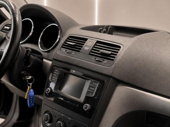 Skoda Yeti I Рестайлинг с пробегом 2015 года, цена 1 195 000 рублей, 199930 км, внедорожник, Автокод Объявления