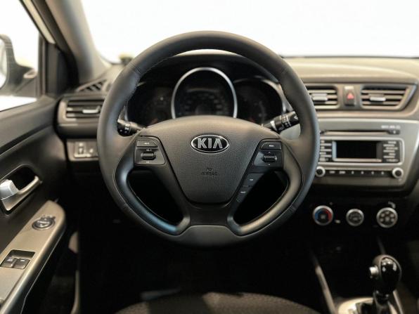 Kia Rio III Рестайлинг с пробегом 2016 года, цена 1 100 000 рублей, 151620 км, седан, Автокод Объявления