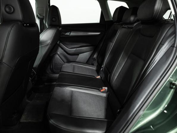 Skoda Karoq I с пробегом 2021 года, цена 2 179 585 рублей, 101814 км, внедорожник, Автокод Объявления
