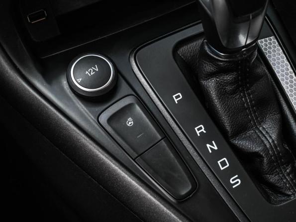 Ford Focus III Рестайлинг с пробегом 2018 года, цена 1 049 000 рублей, 108478 км, универсал, Автокод Объявления
