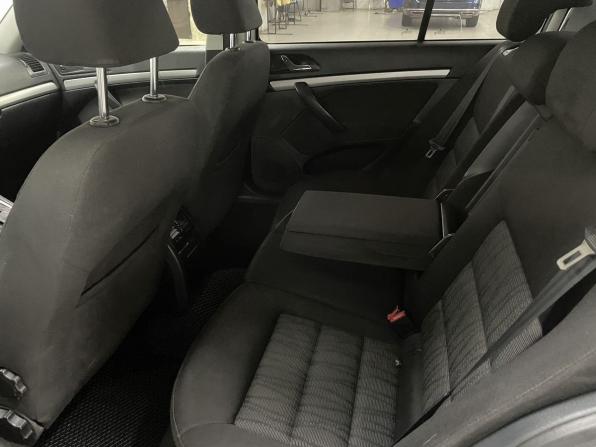 Skoda Octavia II (A5) Рестайлинг с пробегом 2012 года, цена 650 000 рублей, 235135 км, лифтбек, Автокод Объявления
