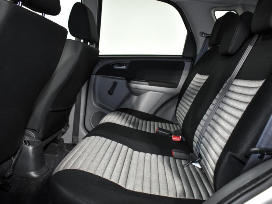 Suzuki SX4 I (Classic) Рестайлинг Санкт-Петербург  - изображение 12