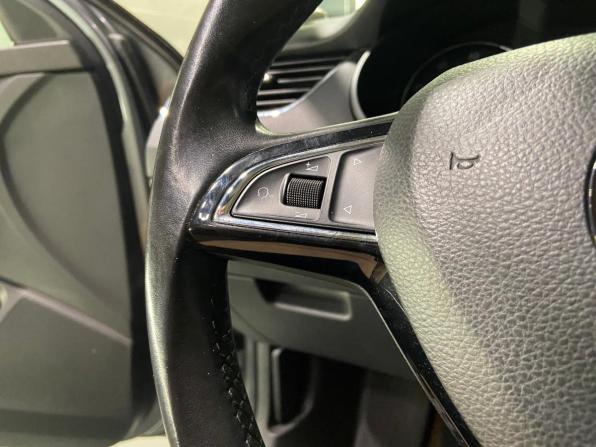 Skoda Octavia III (A7) с пробегом 2017 года, цена 1 630 000 рублей, 184480 км, лифтбек, Автокод Объявления