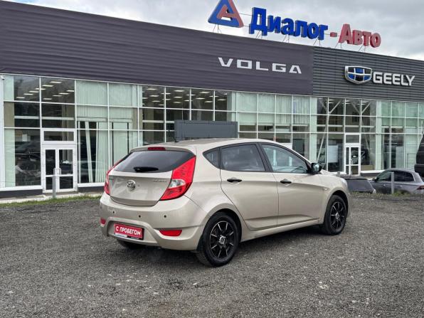 Hyundai Solaris I с пробегом 2011 года, цена 595 000 рублей, 196955 км, хэтчбек, Автокод Объявления