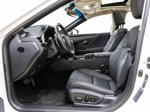 Lexus ES VII с пробегом 2020 года, цена 4 348 000 рублей, 44825 км, седан, Автокод Объявления