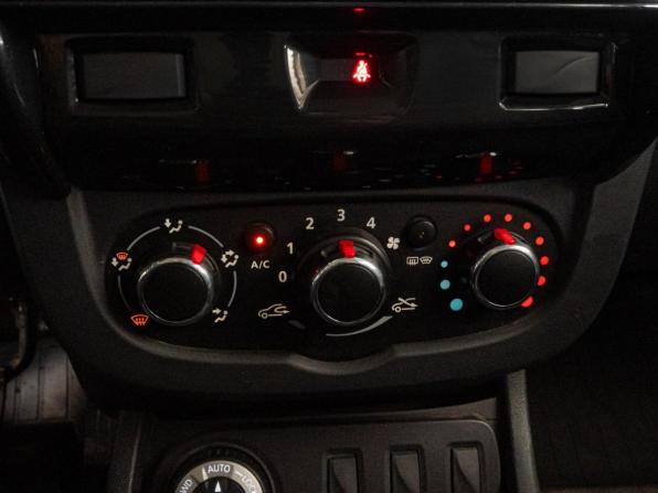 Renault Duster I с пробегом 2015 года, цена 1 396 000 рублей, 132309 км, внедорожник, Автокод Объявления