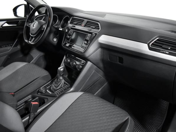 Volkswagen Tiguan II с пробегом 2018 года, цена 2 832 000 рублей, 101661 км, внедорожник, Автокод Объявления