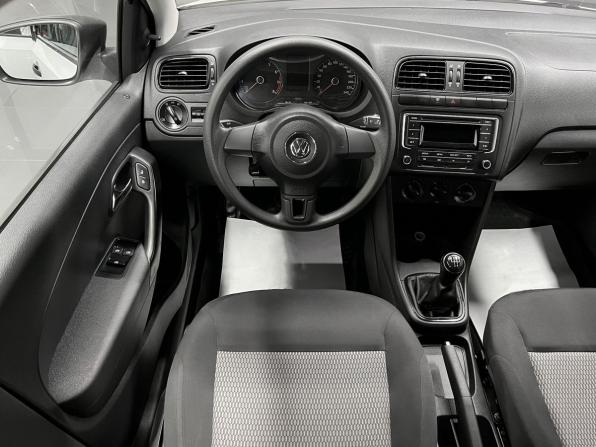 Volkswagen Polo V с пробегом 2014 года, цена 680 000 рублей, 114275 км, седан, Автокод Объявления