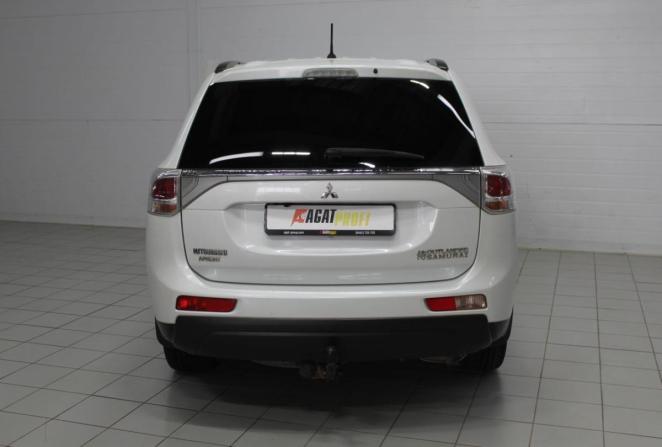 Mitsubishi Outlander III с пробегом 2014 года, цена 1 485 000 рублей, 242410 км, внедорожник, Автокод Объявления