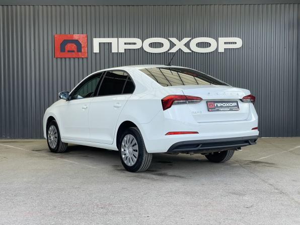 Skoda Rapid II с пробегом 2020 года, цена 1 447 000 рублей, 51980 км, лифтбек, Автокод Объявления