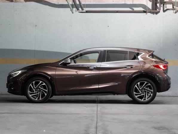 Infiniti Q30 с пробегом 2016 года, цена 2 100 000 рублей, 104395 км, хэтчбек, Автокод Объявления