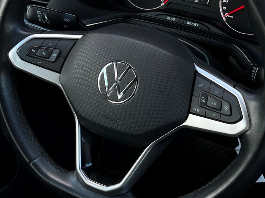 Volkswagen Polo VI Санкт-Петербург  - изображение 19