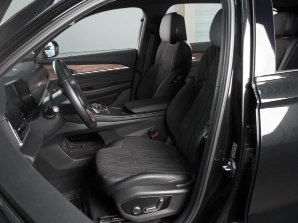 Geely Monjaro I Рестайлинг с пробегом 2025 года, цена 3 559 000 рублей, 23761 км, внедорожник, Автокод Объявления