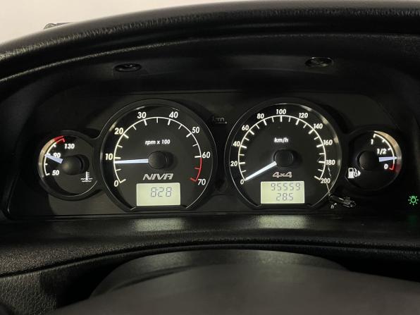 Chevrolet Niva I Рестайлинг с пробегом 2018 года, цена 779 900 рублей, 95559 км, внедорожник, Автокод Объявления