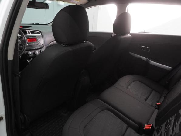 Kia Ceed II с пробегом 2013 года, цена 973 000 рублей, 204775 км, универсал, Автокод Объявления