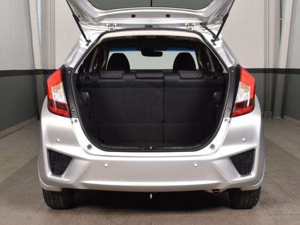Honda Fit III Рестайлинг с пробегом 2017 года, цена 1 119 999 рублей, 103030 км, хэтчбек, Автокод Объявления