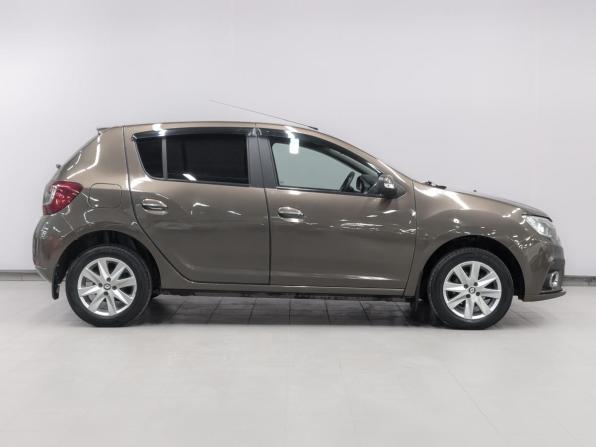 Renault Sandero II Рестайлинг с пробегом 2020 года, цена 1 100 000 рублей, 69562 км, хэтчбек, Автокод Объявления