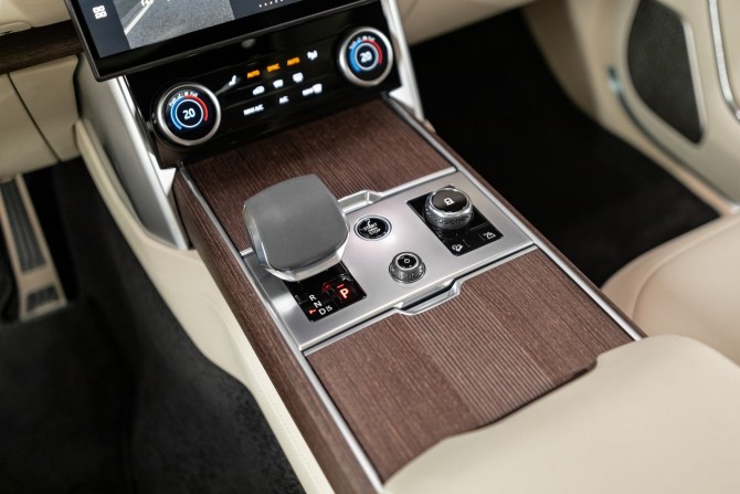 Новый Land Rover Range Rover V 2024 года, цена 36 405 800 рублей, внедорожник, Автокод Объявления
