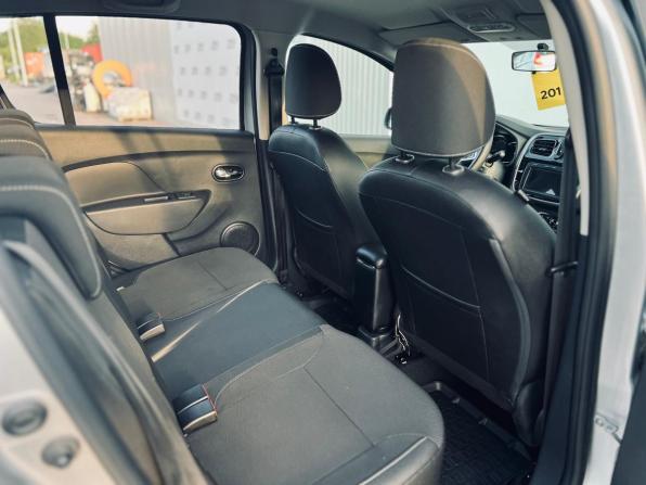 Renault Sandero II Рестайлинг с пробегом 2022 года, цена 1 450 000 рублей, 29000 км, хэтчбек, Автокод Объявления