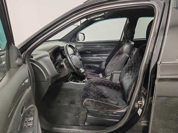Mitsubishi Outlander III Рестайлинг 3 с пробегом 2021 года, цена 1 875 000 рублей, 191851 км, внедорожник, Автокод Объявления