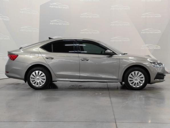 Skoda Octavia IV (A8) с пробегом 2021 года, цена 2 550 000 рублей, 67072 км, лифтбек, Автокод Объявления