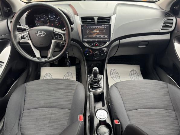 Hyundai Solaris I Рестайлинг с пробегом 2016 года, цена 699 900 рублей, 235091 км, седан, Автокод Объявления