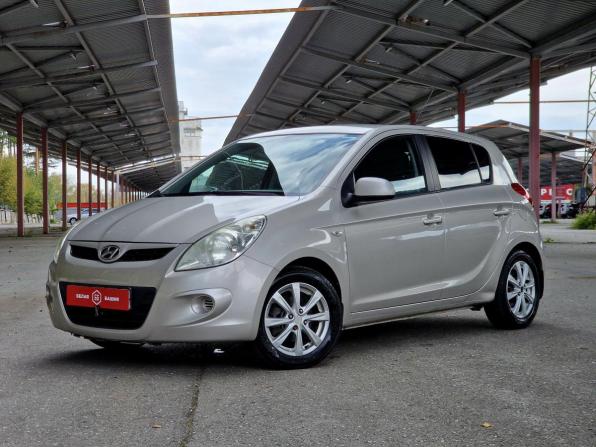 Hyundai i20 I с пробегом 2010 года, цена 599 900 рублей, 127000 км, хэтчбек, Автокод Объявления