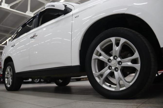 Mitsubishi Outlander III с пробегом 2014 года, цена 1 665 650 рублей, 275257 км, внедорожник, Автокод Объявления