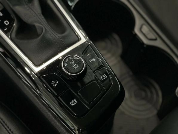 Kia Sportage V с пробегом 2023 года, цена 3 595 000 рублей, 62091 км, внедорожник, Автокод Объявления