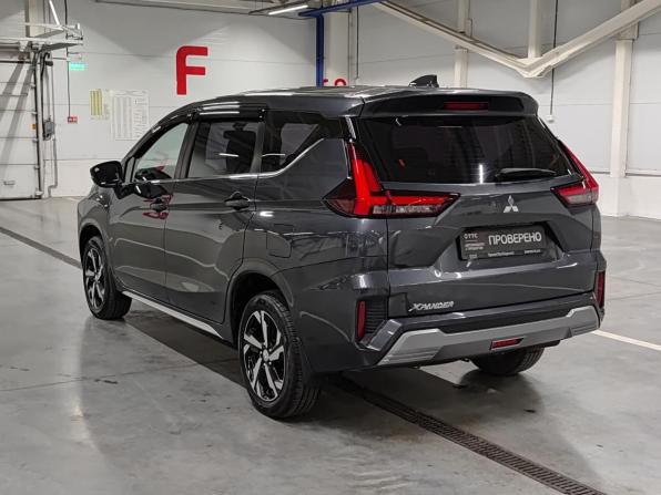 Mitsubishi Xpander I Рестайлинг с пробегом 2022 года, цена 2 490 000 рублей, 47616 км, внедорожник, Автокод Объявления
