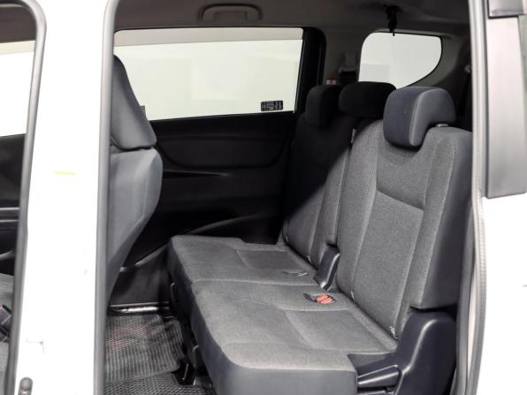 Toyota Sienta II Рестайлинг с пробегом 2019 года, цена 1 570 000 рублей, 109728 км, минивэн, Автокод Объявления