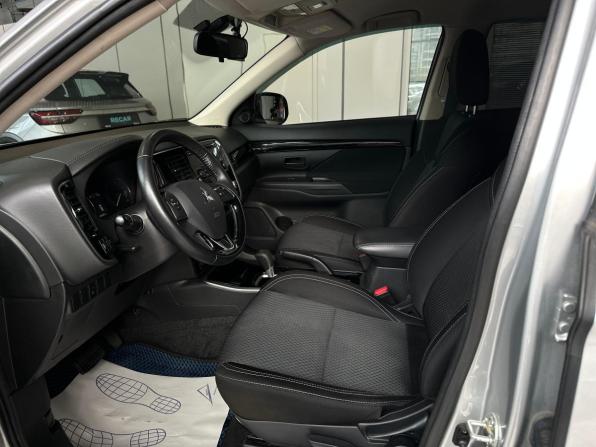 Mitsubishi Outlander III Рестайлинг 3 с пробегом 2020 года, цена 2 435 000 рублей, 58282 км, внедорожник, Автокод Объявления