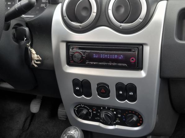 Renault Logan I Рестайлинг с пробегом 2013 года, цена 429 000 рублей, 142623 км, седан, Автокод Объявления