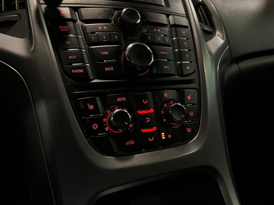 Opel Astra J Рестайлинг Челябинск  - изображение 9