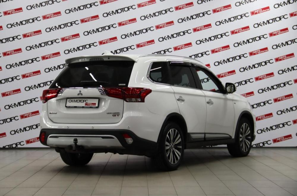 Mitsubishi Outlander III Рестайлинг 3 Сургут  - изображение 2