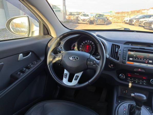 Kia Sportage III с пробегом 2013 года, цена 1 325 000 рублей, 182007 км, внедорожник, Автокод Объявления