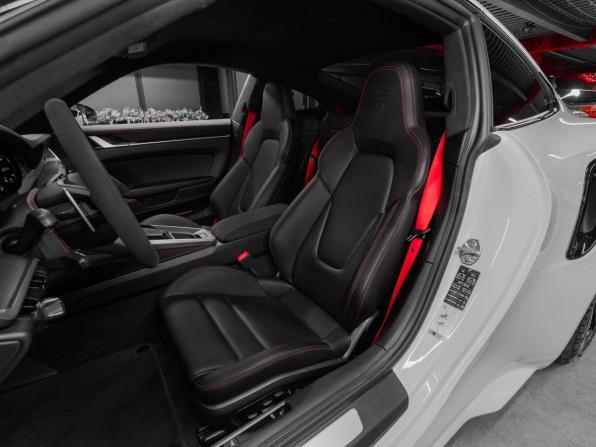 Porsche 911 VIII (992) с пробегом 2021 года, цена 22 950 000 рублей, 8423 км, купе, Автокод Объявления