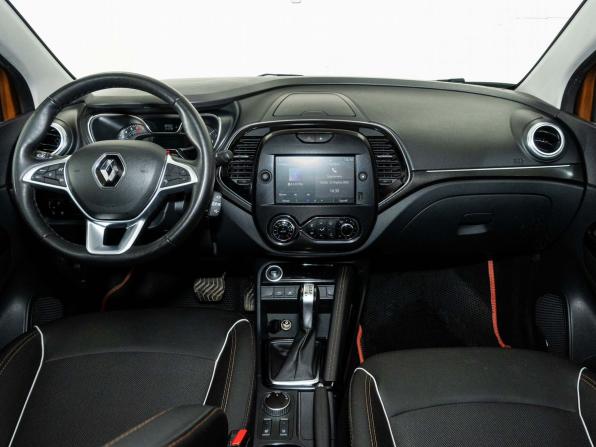 Renault Kaptur I Рестайлинг с пробегом 2021 года, цена 1 820 000 рублей, 82500 км, внедорожник, Автокод Объявления