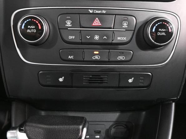 Kia Sorento II Рестайлинг с пробегом 2014 года, цена 1 590 000 рублей, 221671 км, внедорожник, Автокод Объявления