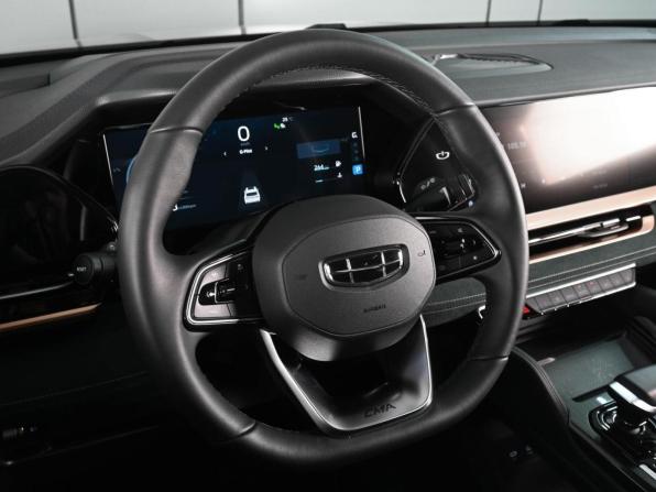Geely Monjaro I с пробегом 2024 года, цена 3 550 000 рублей, 12459 км, внедорожник, Автокод Объявления