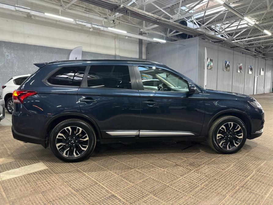 Mitsubishi Outlander III Рестайлинг 3 Набережные Челны  - изображение 4