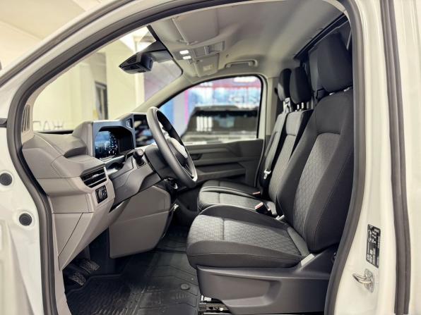 Volkswagen Transporter T7 с пробегом 2025 года, цена 5 990 000 рублей, 54 км, фургон, Автокод Объявления