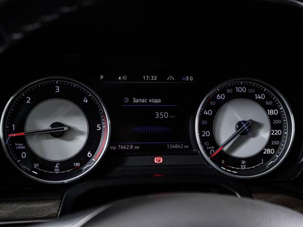 Volkswagen Touareg III с пробегом 2018 года, цена 4 650 000 рублей, 134842 км, внедорожник, Автокод Объявления